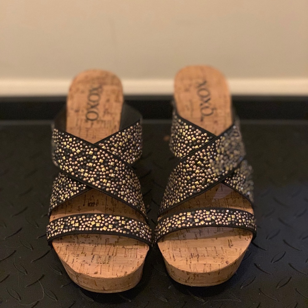 XOXO Wedges